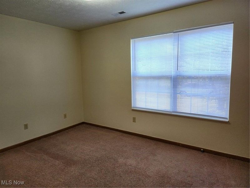 2954 Megan Circle, Youngstown, OH 44505 Photo 7