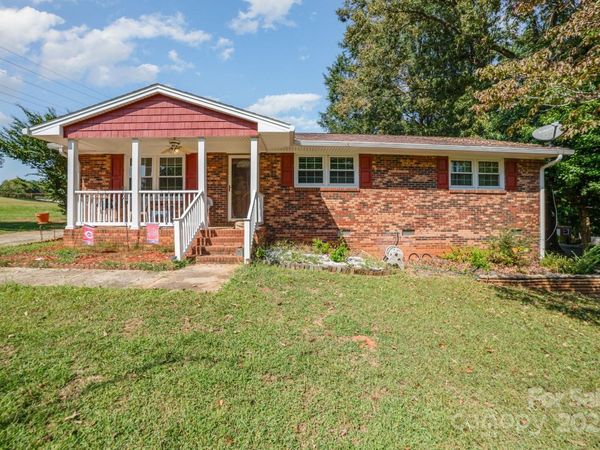 801 Windwood Drive, Gastonia, NC 28056