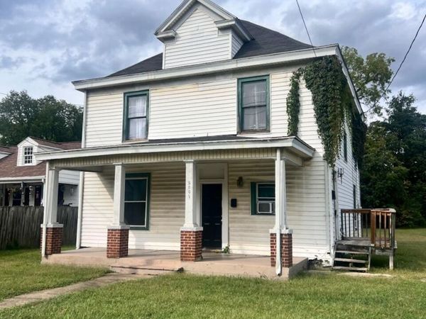 2001 Melrose AVE NW, Roanoke, VA 24017