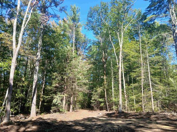 373 Calef Highway, Lee, NH 03861