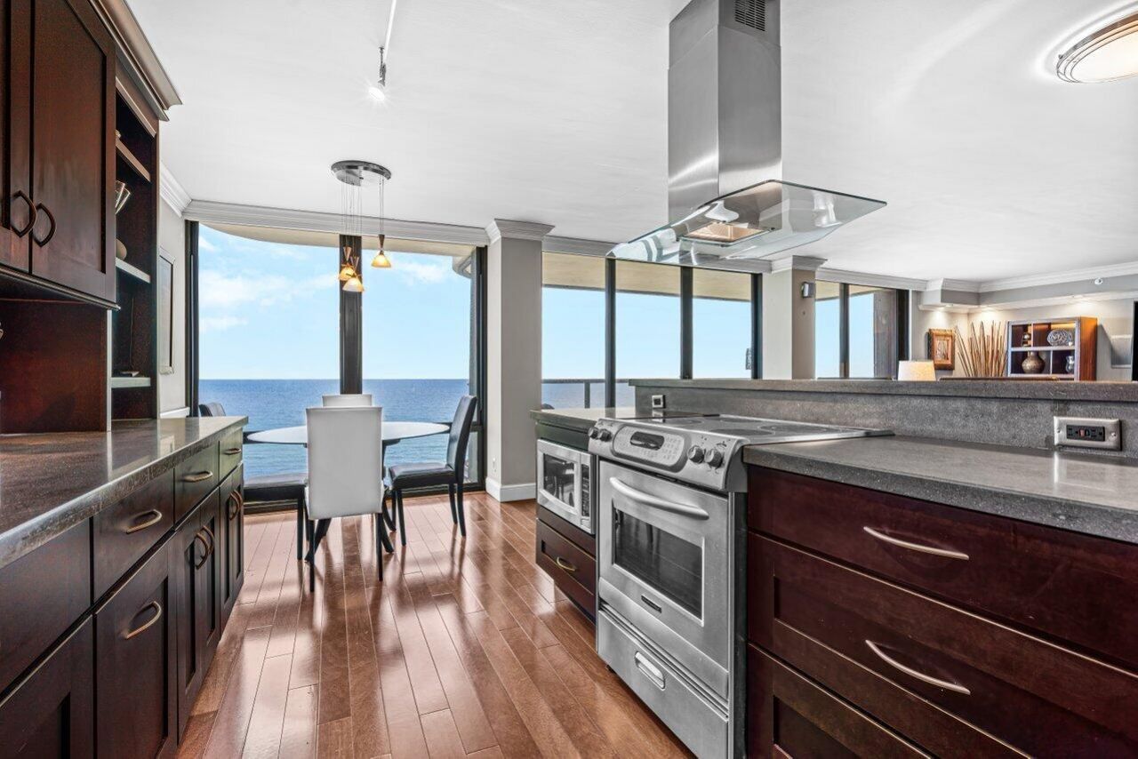 250 S Ocean Boulevard, Unit 11c, Boca Raton, FL 33432 Photo