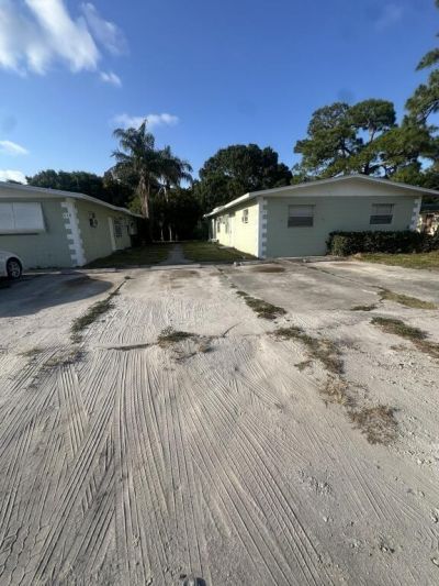 610 Holly Avenue, Fort Pierce, FL 34982 Photo