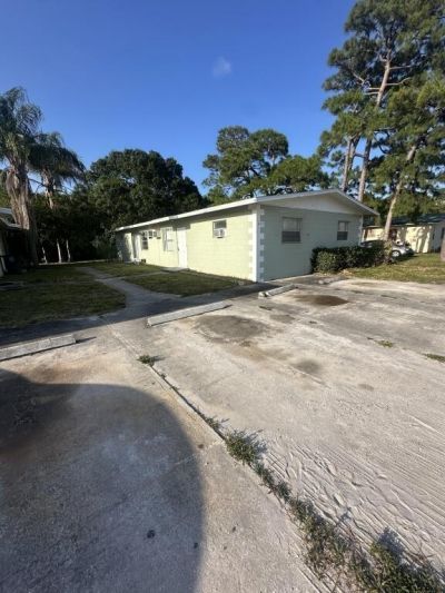 610 Holly Avenue, Fort Pierce, FL 34982 Photo