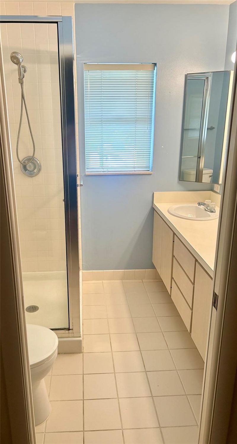 16 Amherst Ct, Unit C, Royal Palm Beach, FL 33411 Photo