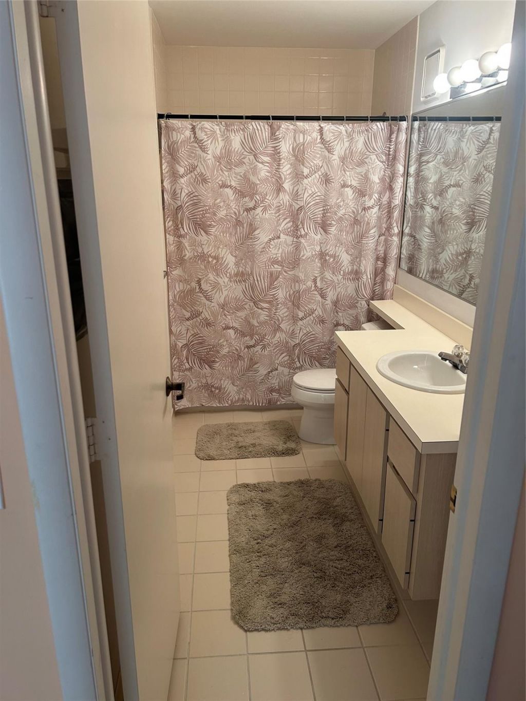 16 Amherst Ct, Unit C, Royal Palm Beach, FL 33411 Photo