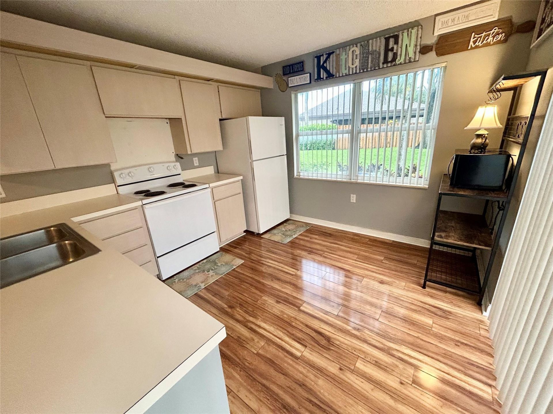 16 Amherst Ct, Unit C, Royal Palm Beach, FL 33411 Photo