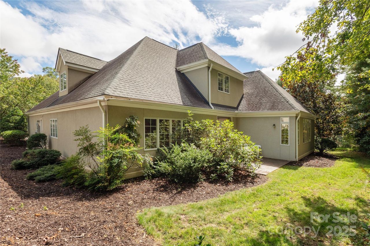 29 Bideford Row, Asheville, NC 28803 Main Photo