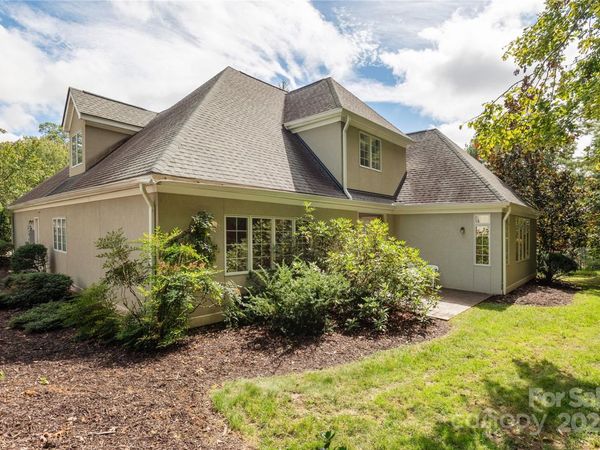 29 Bideford Row, Asheville, NC 28803