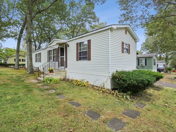 15 Stonewood, Vernon, CT 06066