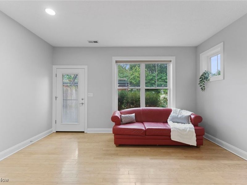 2013 W 58th Street, Cleveland, OH 44102 Photo 16