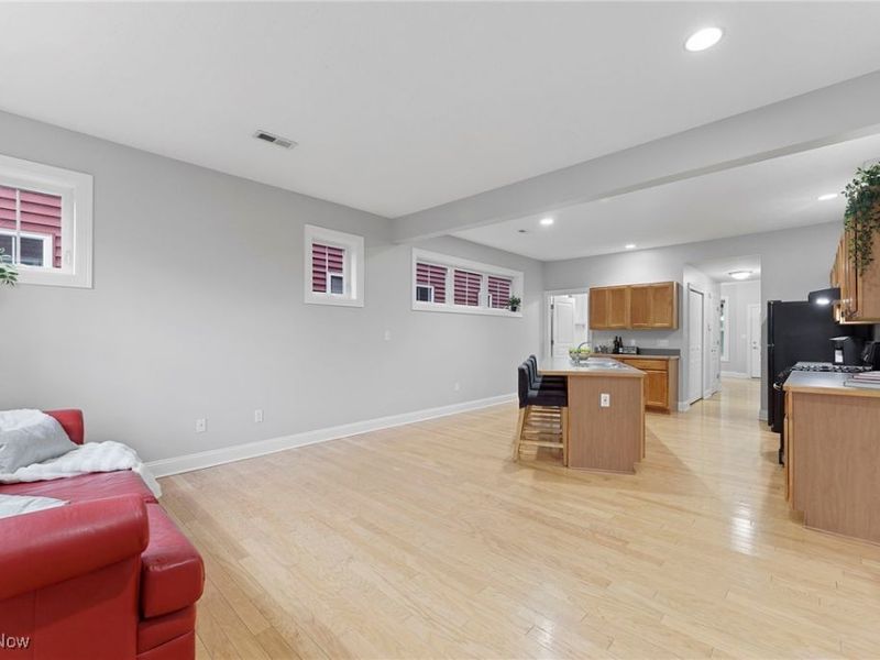 2013 W 58th Street, Cleveland, OH 44102 Photo 17