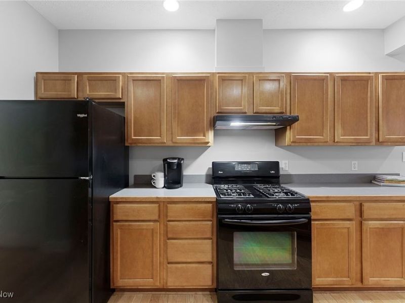 2013 W 58th Street, Cleveland, OH 44102 Photo 8