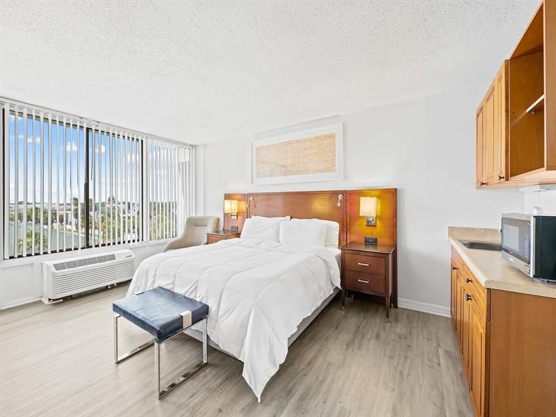 9309 Orange Blossom Trail, Orlando, FL 32837 Photo