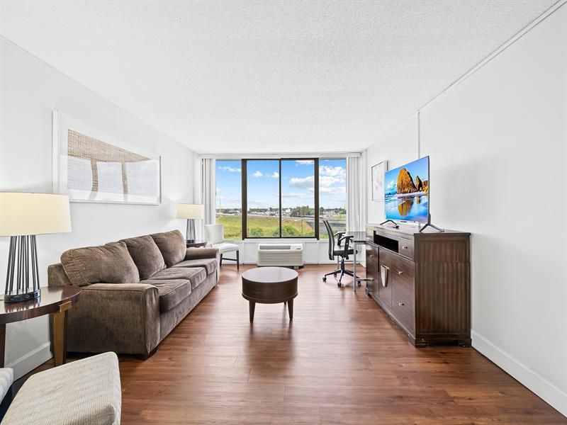 9309 Orange Blossom Trail, Orlando, FL 32837 Photo