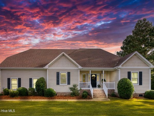 102 Bayshore Court, Maple, NC 27956