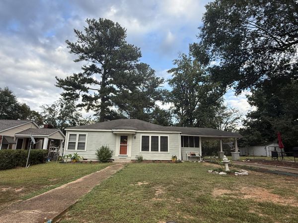 504 S Long St, Aberdeen, MS 39730