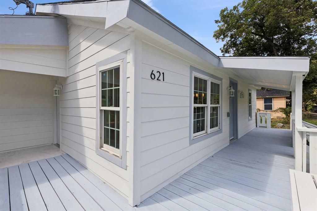 621 Alameda Road, Azle, TX 76020 Main Photo