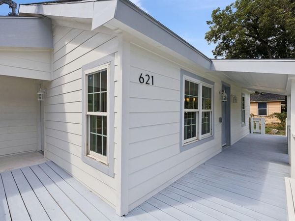 621 Alameda Road, Azle, TX 76020