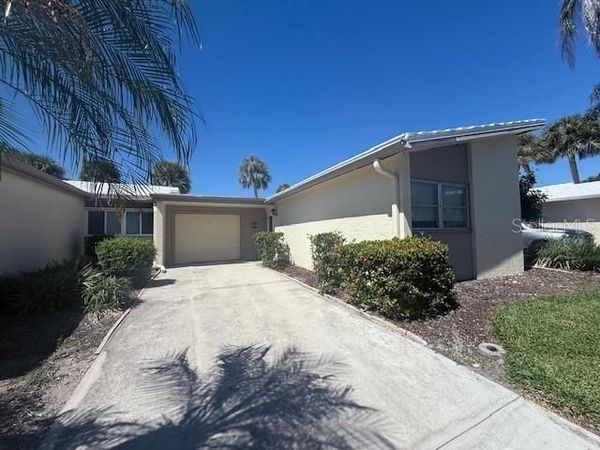 143 WHISPERING SANDS DRIVE, Unit N/A, SARASOTA, FL 34242