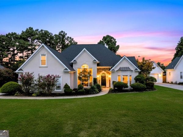 724 Highland Ridge Pointe, Lawrenceville, GA 30045