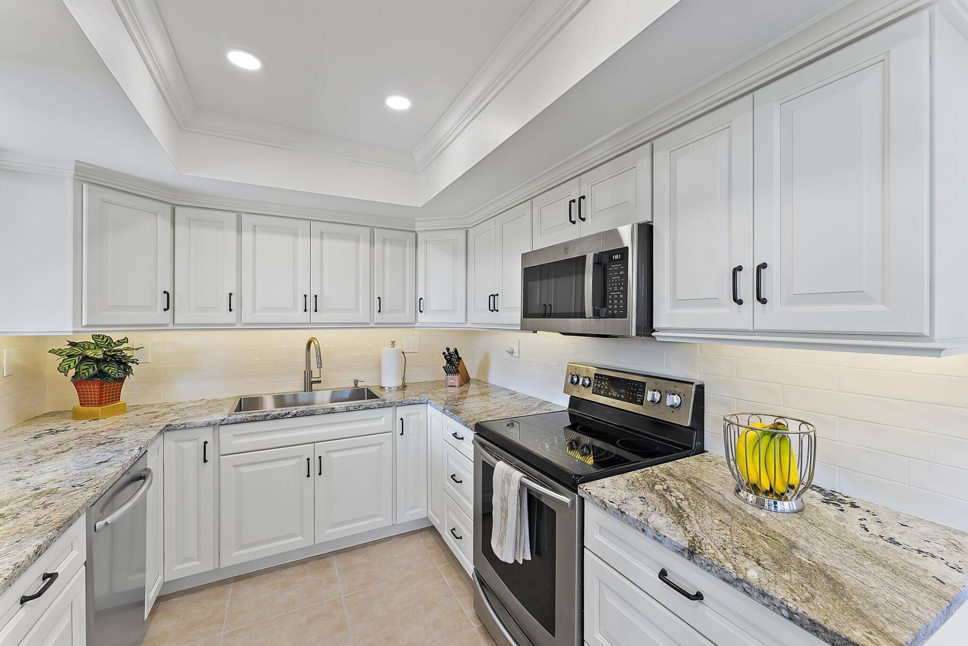 123 Lakeshore Drive, Unit 143, North Palm Beach, FL 33408 Photo