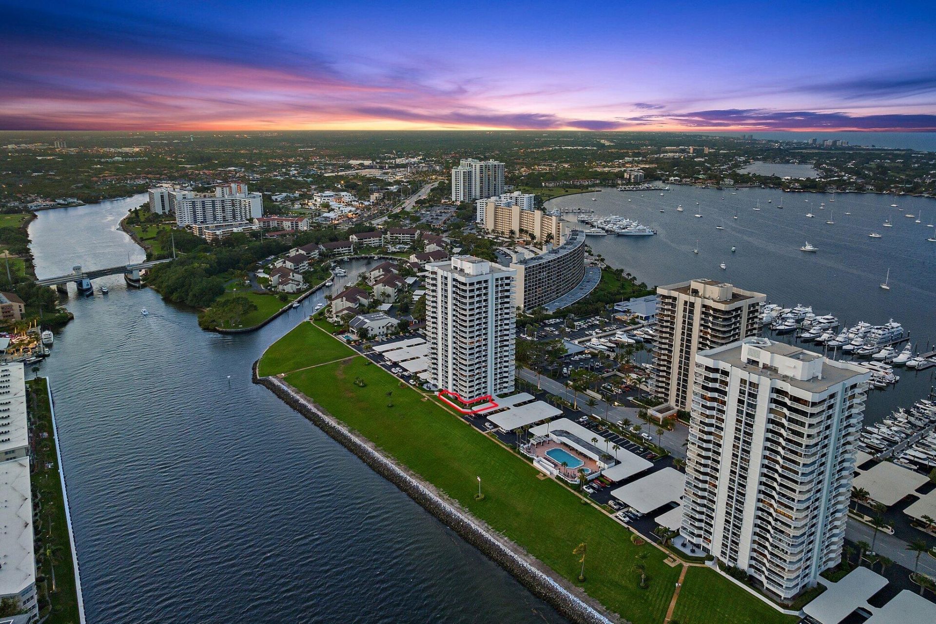 123 Lakeshore Drive, Unit 143, North Palm Beach, FL 33408 Photo