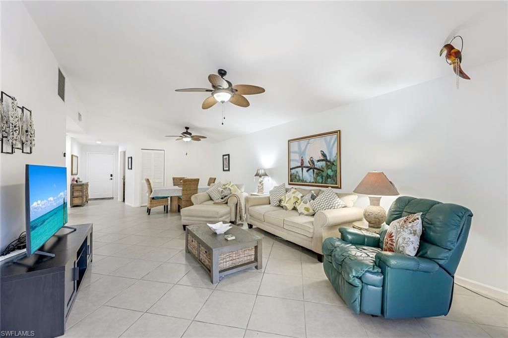 509 Roma Ct, Unit 202, Naples, FL 34110 Photo