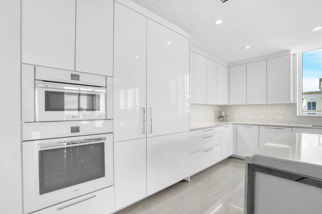 3730 N Ocean Drive, Unit 18 A, Singer Island, FL 33404 Photo