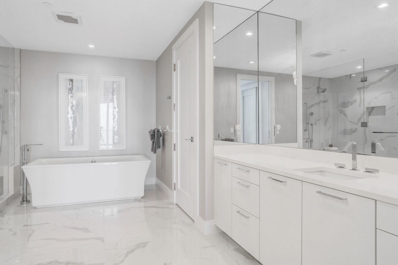 3730 N Ocean Drive, Unit 18 A, Singer Island, FL 33404 Photo