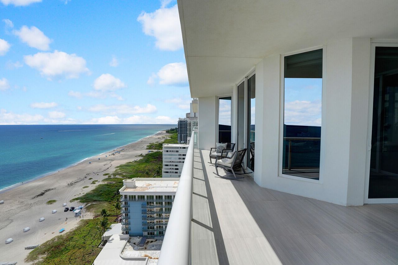 3730 N Ocean Drive, Unit 18 A, Singer Island, FL 33404 Photo