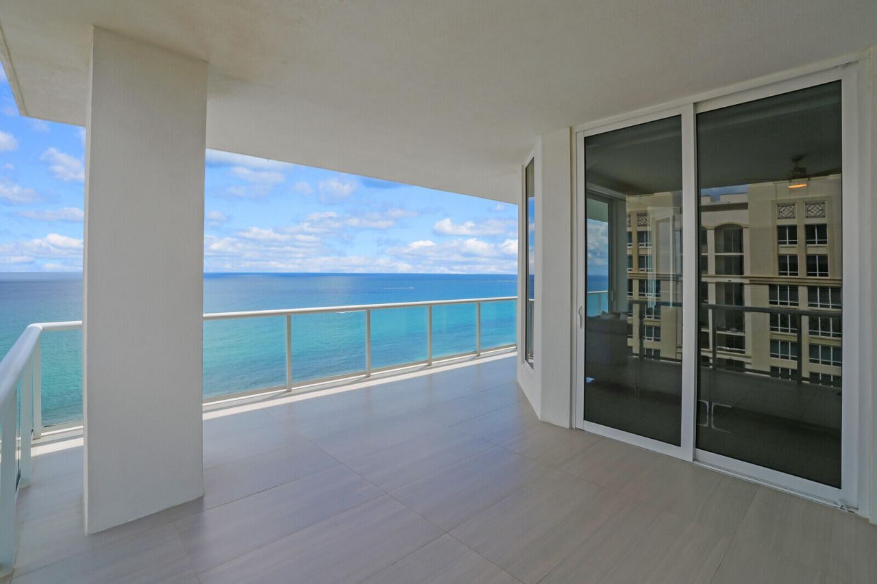 3730 N Ocean Drive, Unit 18 A, Singer Island, FL 33404 Photo