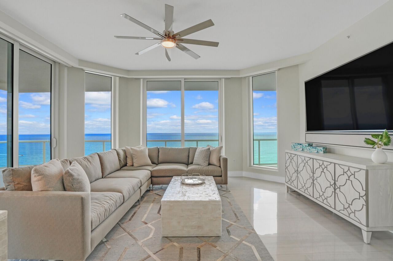 3730 N Ocean Drive, Unit 18 A, Singer Island, FL 33404 Photo