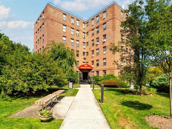 180 Pearsall Drive, Unit 1D, Mount Vernon, NY 10552