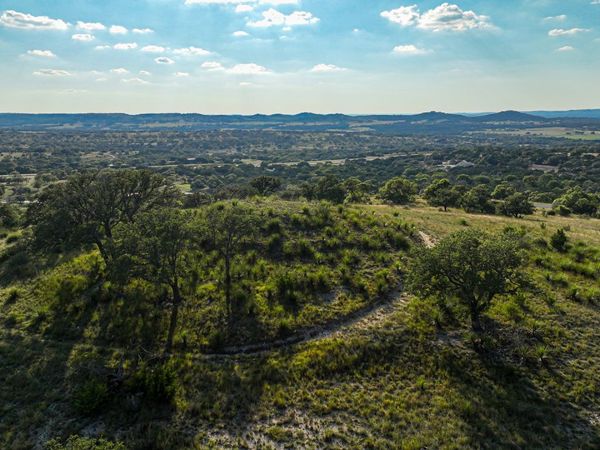 FAR HILLS RANCH Tract 3, Comfort, TX 78013