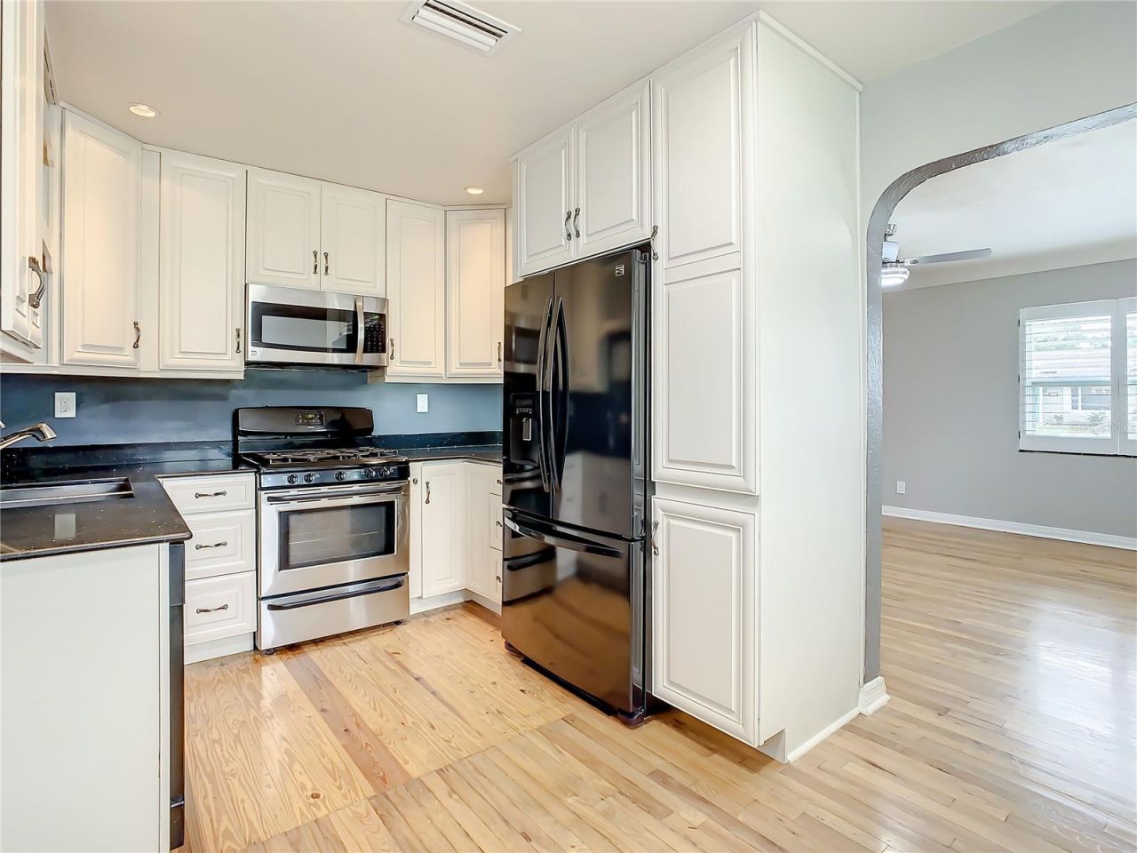 5400 3rd Avenue N, Saint Petersburg, FL 33710 Photo