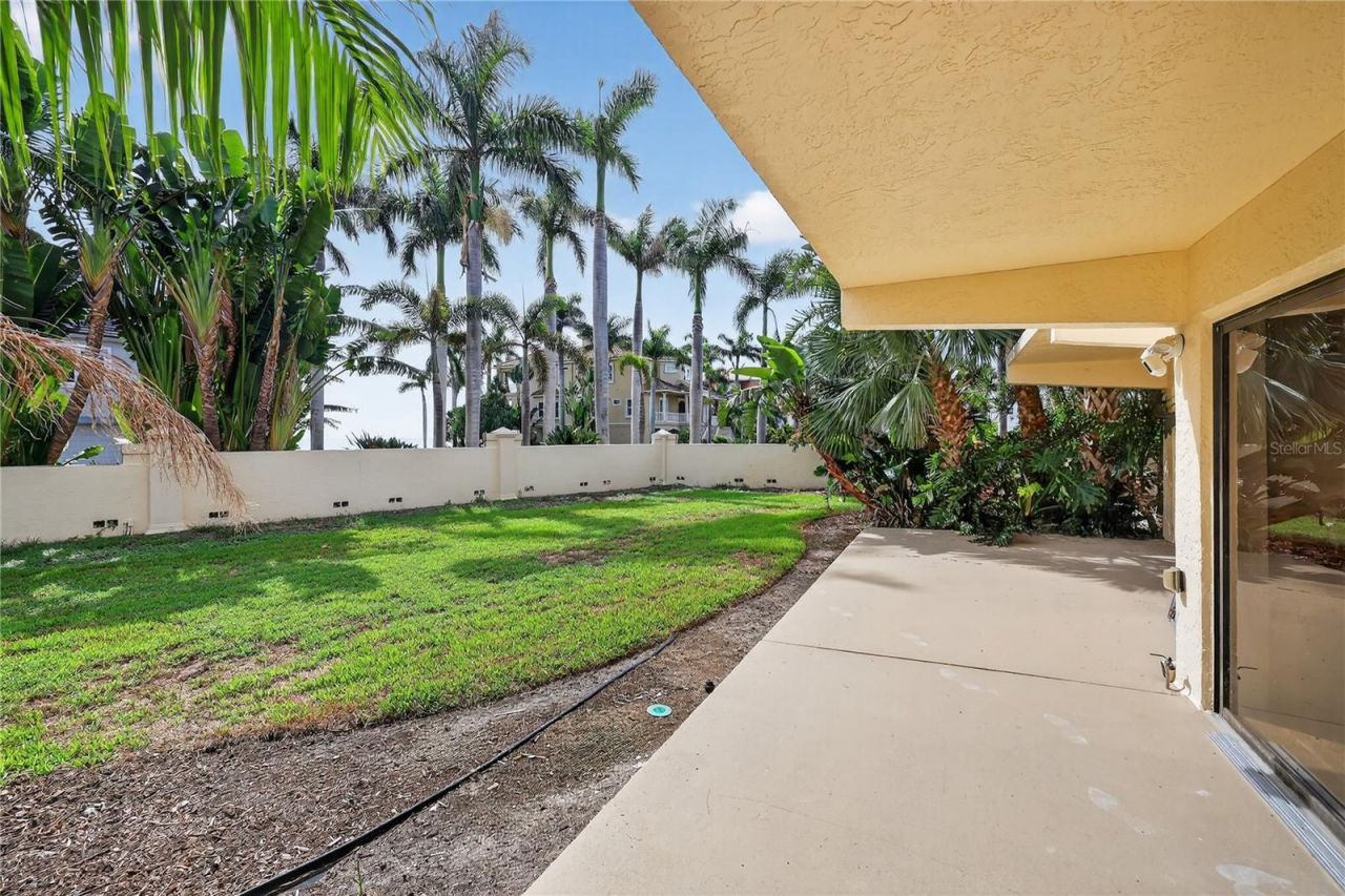 7550 Sunshine Skyway Lane S, Unit P12, Saint Petersburg, FL 33711 Photo