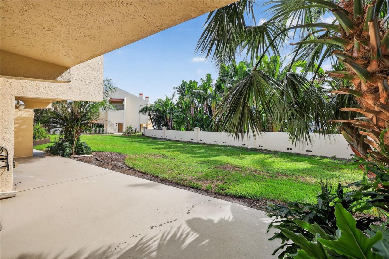 7550 Sunshine Skyway Lane S, Unit P12, Saint Petersburg, FL 33711 Photo