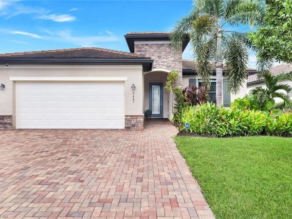 9445 Glenforest DR, NAPLES, FL 34120
