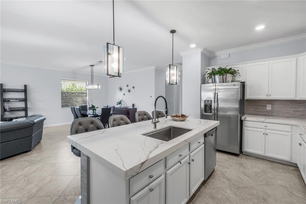 9445 Glenforest Dr, Naples, FL 34120 Photo
