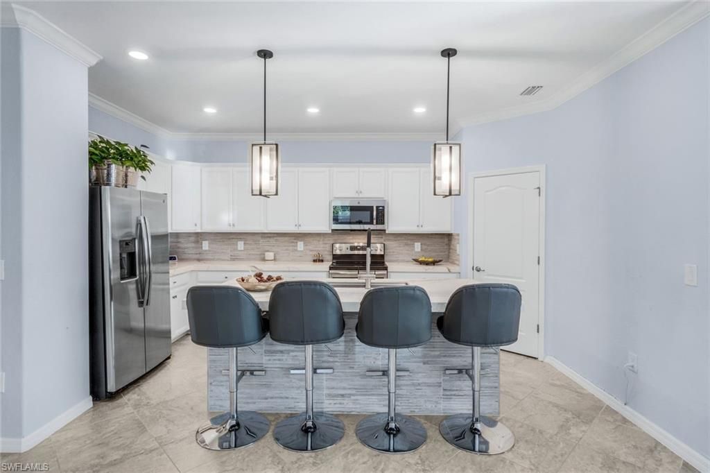 9445 Glenforest Dr, Naples, FL 34120 Photo
