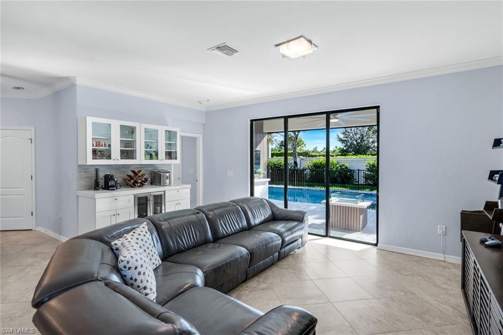 9445 Glenforest Dr, Naples, FL 34120 Photo