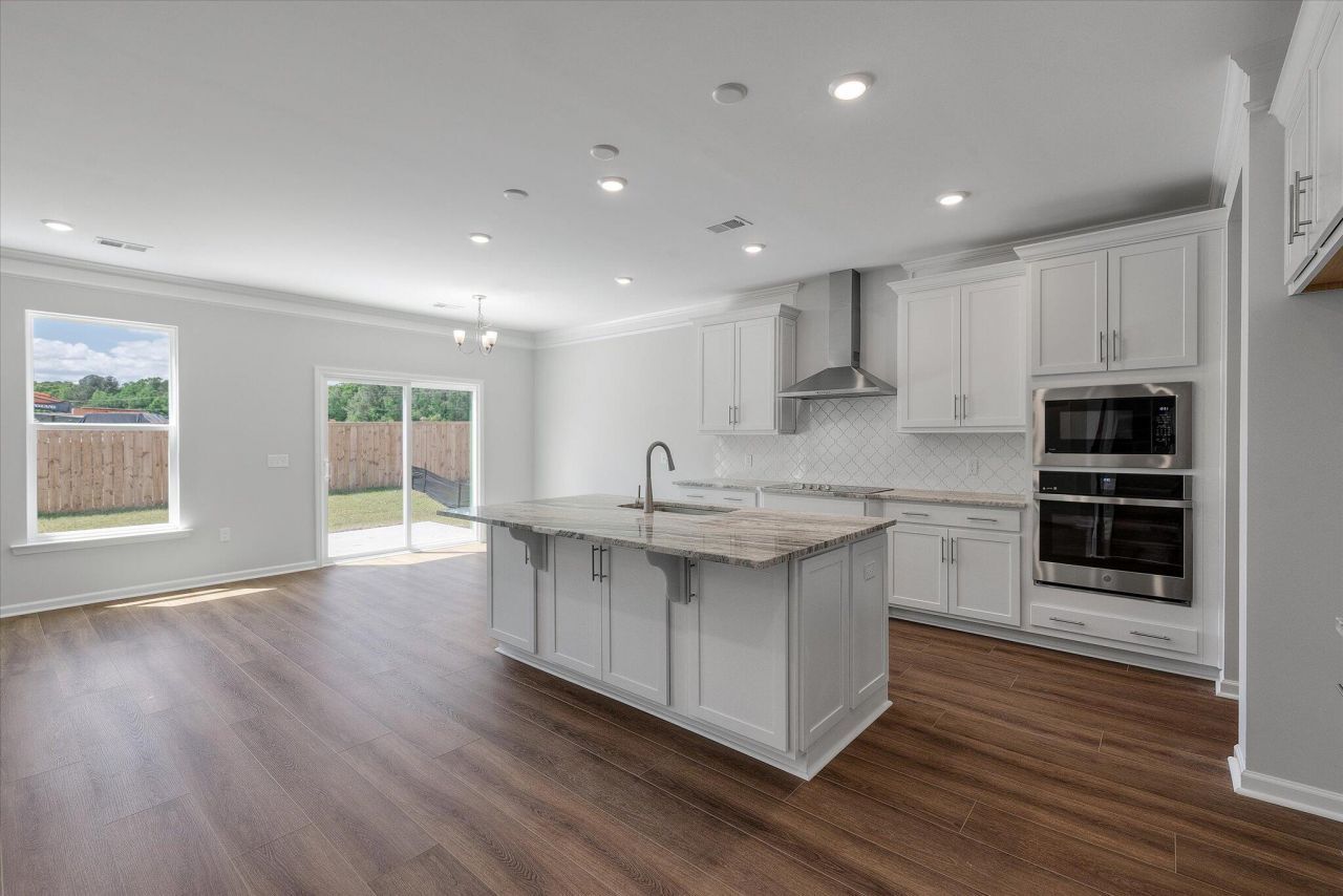 716 Bluff Oak Drive Photo 12