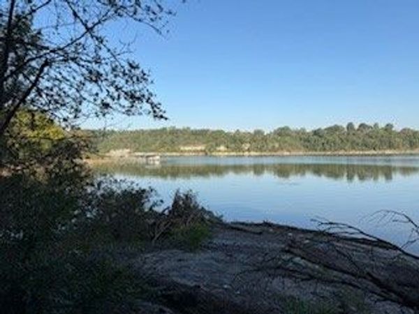 N Lakeshore WC 1064 , Springdale, AR 72764