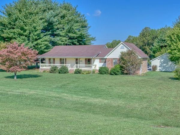 4650 Highway 52 W., Lafayette, TN 37083
