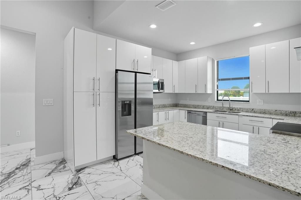 2314 NW 33rd Pl, Cape Coral, FL 33993 Photo