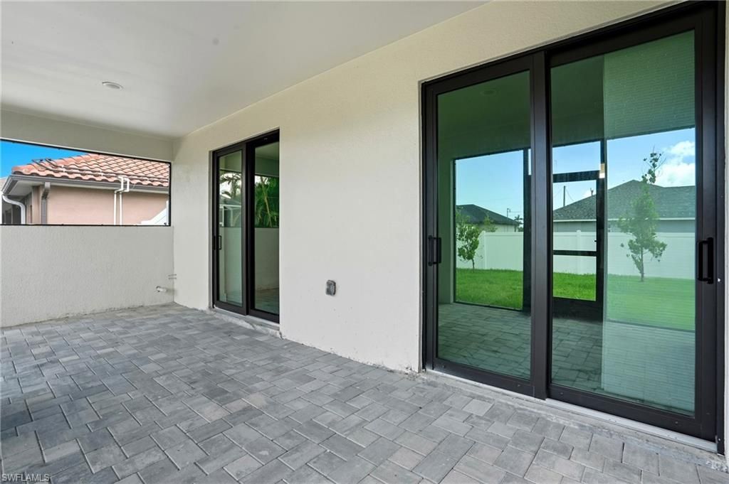 2314 NW 33rd Pl, Cape Coral, FL 33993 Photo