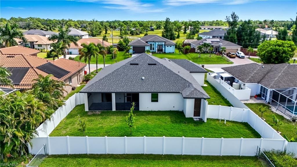 2314 NW 33rd Pl, Cape Coral, FL 33993 Photo