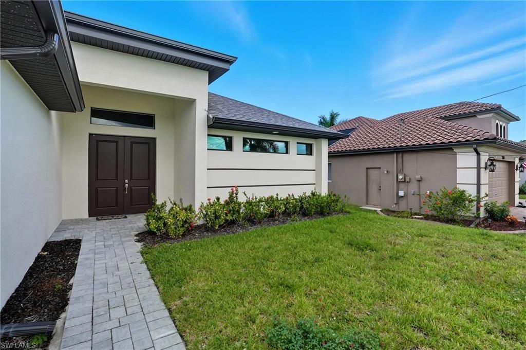 2314 NW 33rd Pl, Cape Coral, FL 33993 Photo