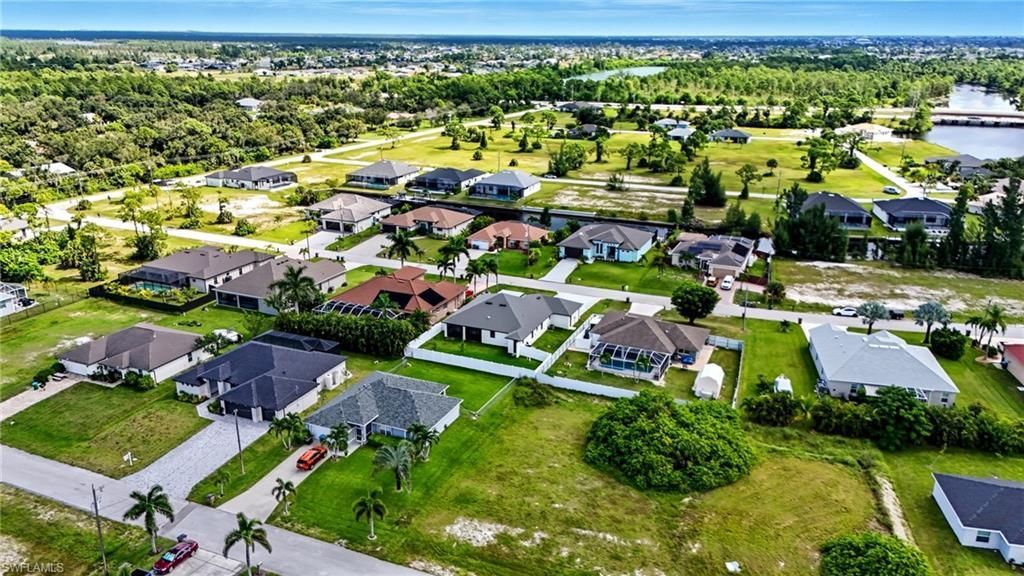 2314 NW 33rd Pl, Cape Coral, FL 33993 Photo