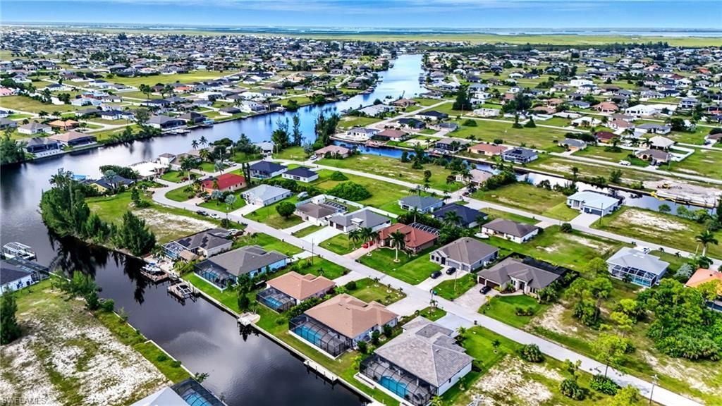 2314 NW 33rd Pl, Cape Coral, FL 33993 Photo
